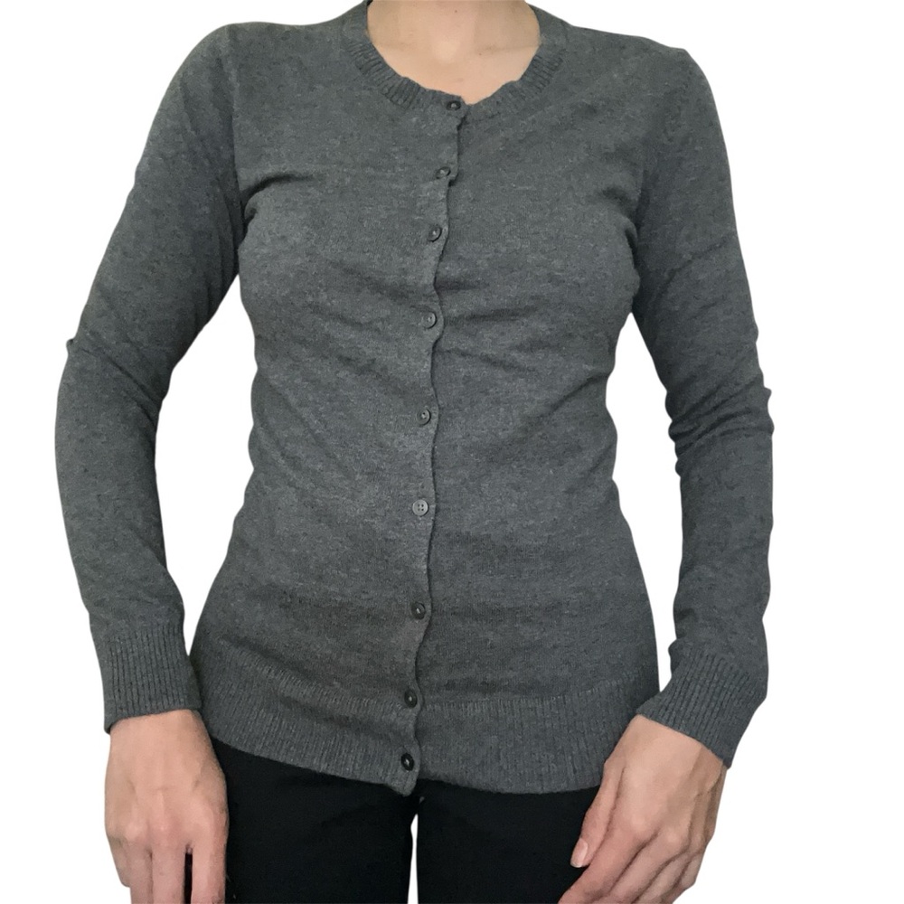 Button-Up Cardigan - Picture 2 of 4